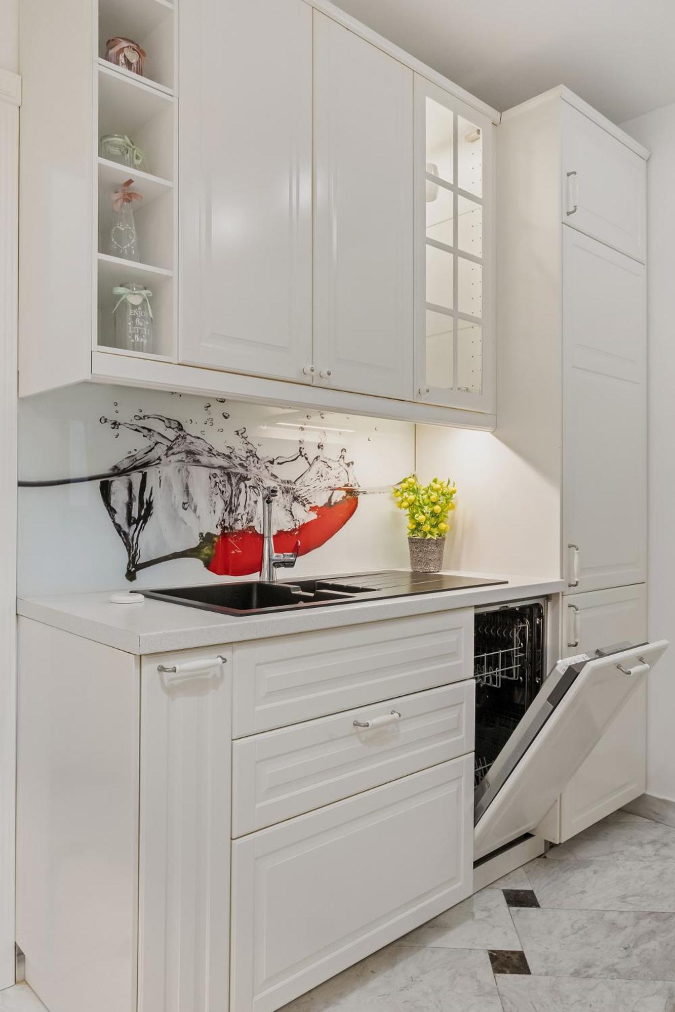 Sweet Luxury Three Rooms Apartment City Center Universitate Bukarest Exteriör bild